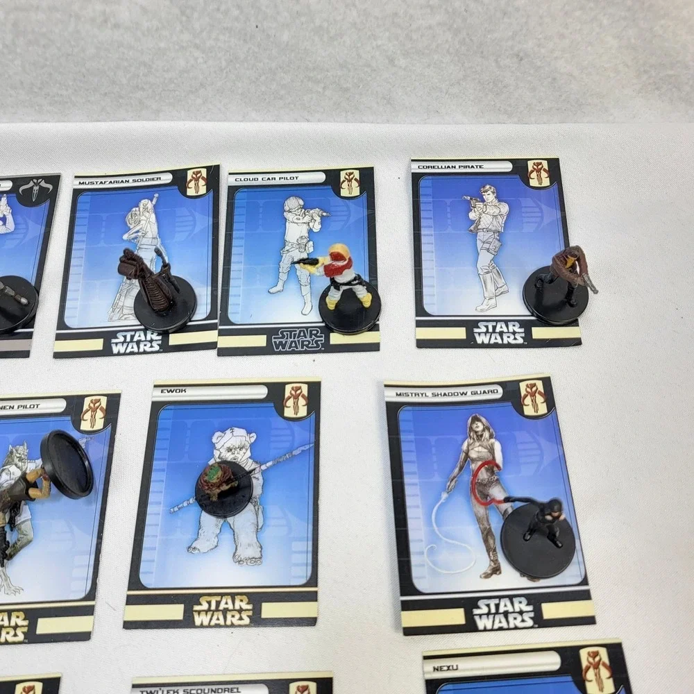 Star Wars Miniatures Lot 20 Figures w Cards Mixed Junk Golem Fringe Alien WOTC